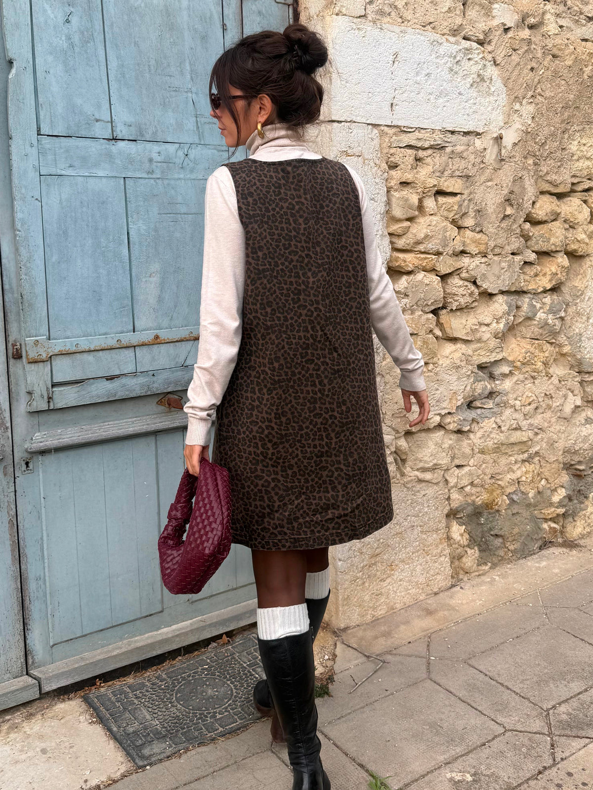 Robe léopard — Lucie