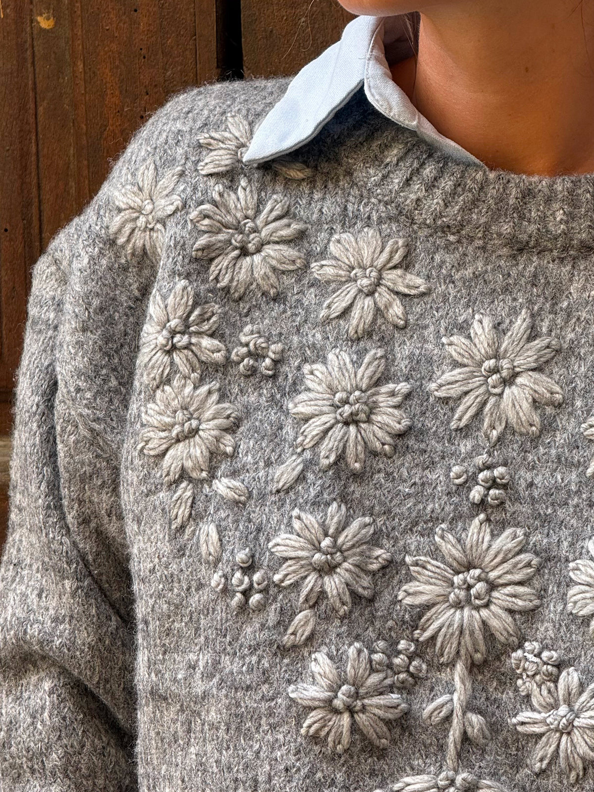 Pull brodé Sonia — Gris